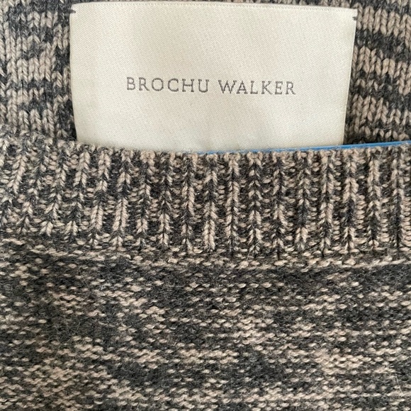 Brochu Walker Gray Brown Sweater s small wool cashmere blend tiny hole - Picture 3 of 5